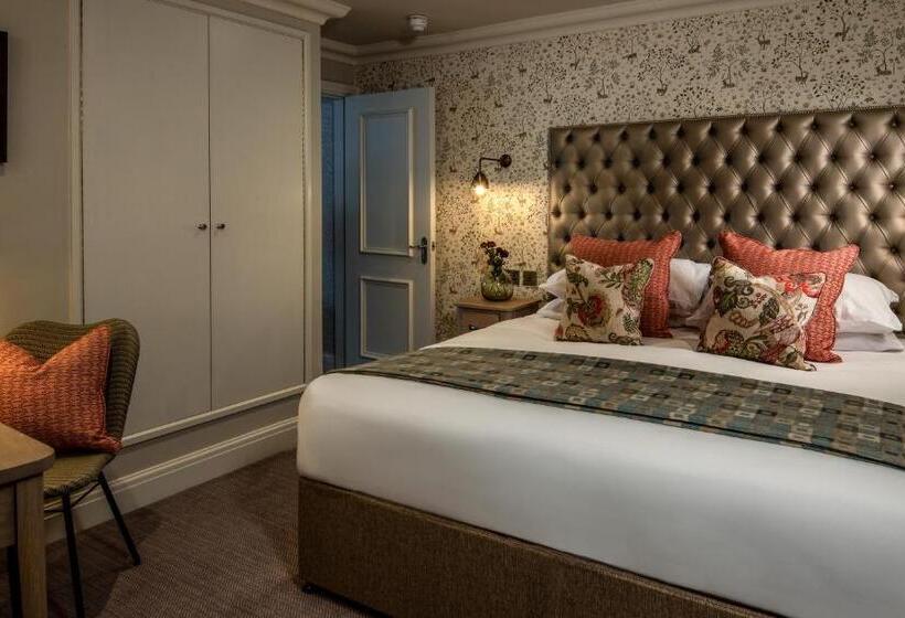 جناح رئاسى, The Millstone, Mellor