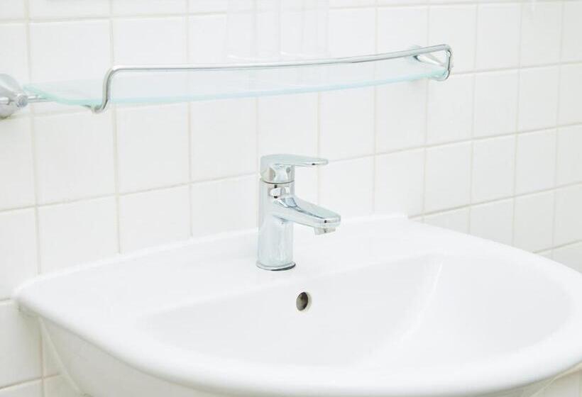 غرفة عائلية, Kings Arms Hotel By Greene King Inns