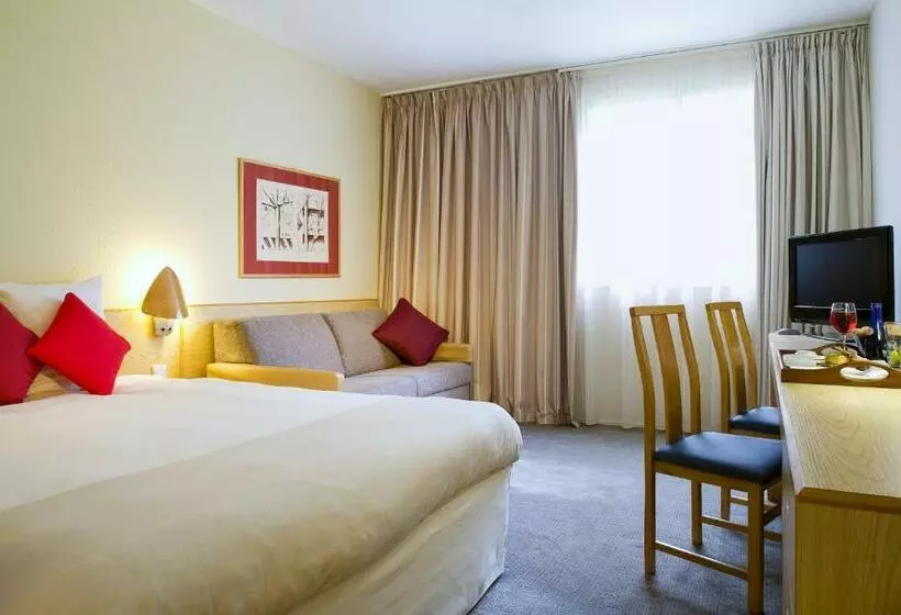 اتاق استاندارد, Novotel Manchester West