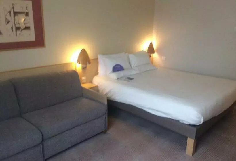 اتاق سوپریور, Novotel Manchester West