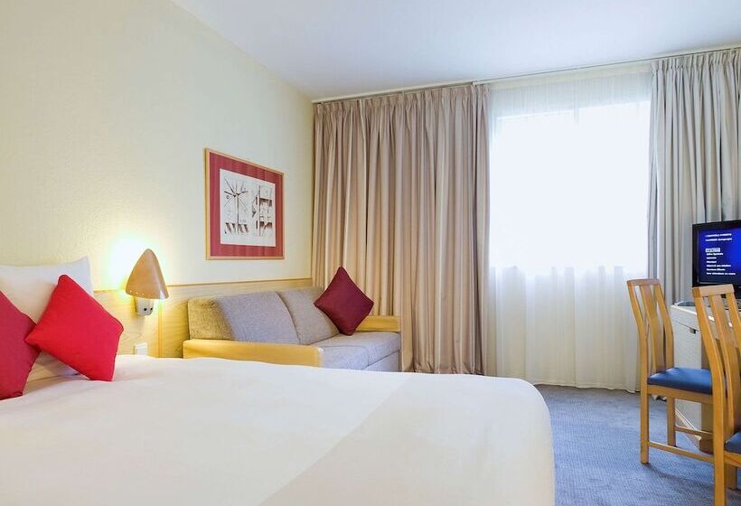 ダブルベッドスタンダードルーム, Novotel Manchester West