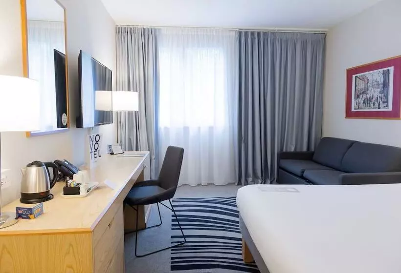 اتاق اجرایی, Novotel Manchester West