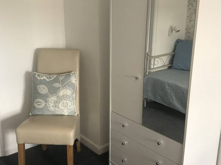 标准间, Rooms At The Highcliffe