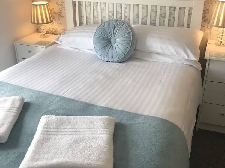 标准间, Rooms At The Highcliffe