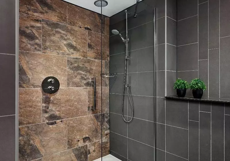 اتاق لوکس با تخت بزرگ, Doubletree By Hilton Hotel Sheffield Park