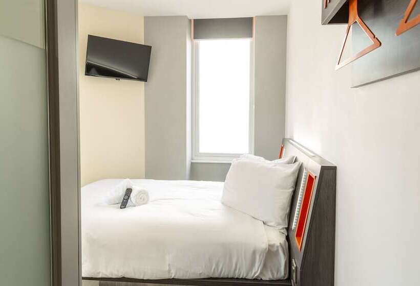 Номер Стандарт, Easyhotel Reading