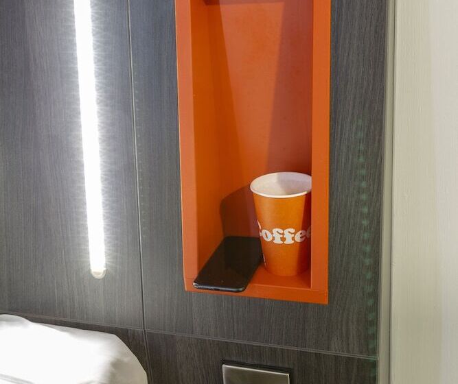 Номер Стандарт, Easyhotel Reading