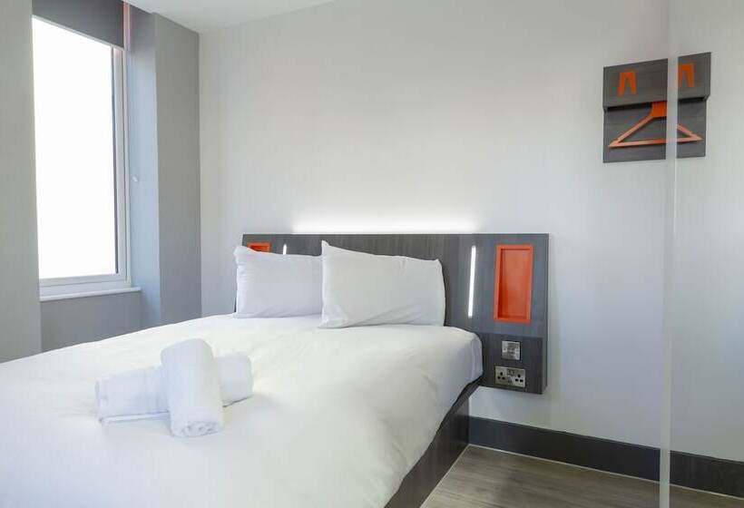 Номер Стандарт, Easyhotel Reading