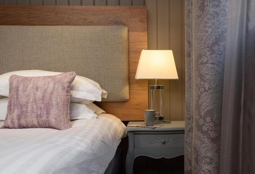 패밀리 룸, The Ambleside Inn   The Inn Collection Group