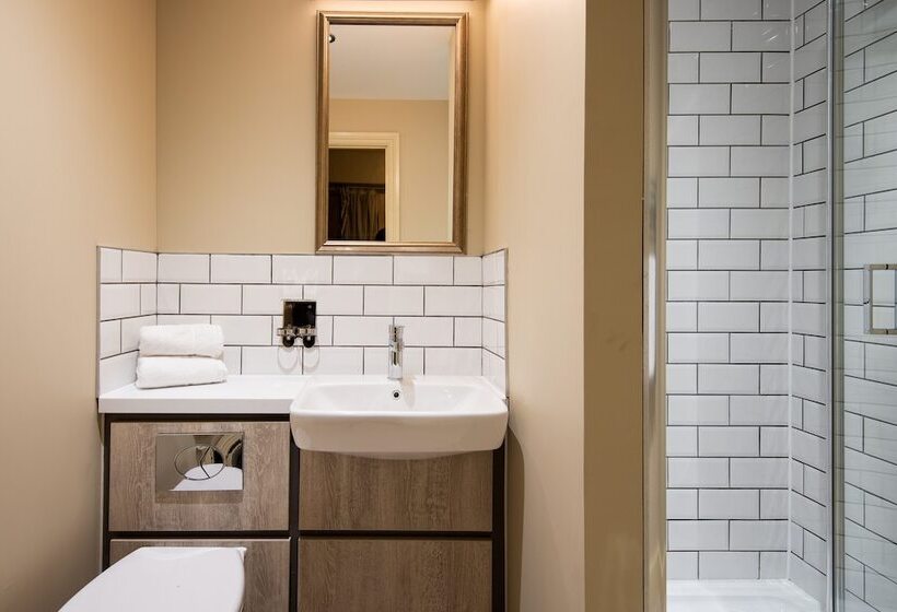 标准单人间, The Ambleside Inn   The Inn Collection Group