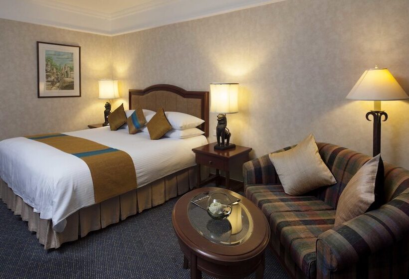 חדר קלאב, The Great Duke Phnom Penh