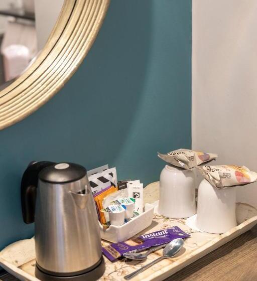 Классический Номер, The Stanneylands