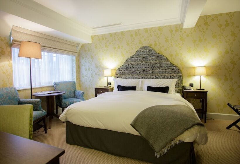 行政房间, The Wood Norton