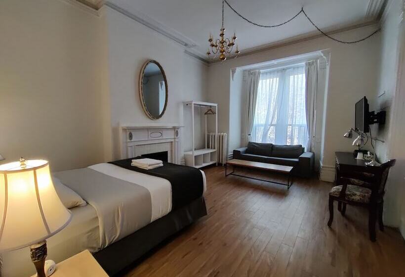 ファミリールーム, Ambrose House & Cafe   Self Check In Guesthouse