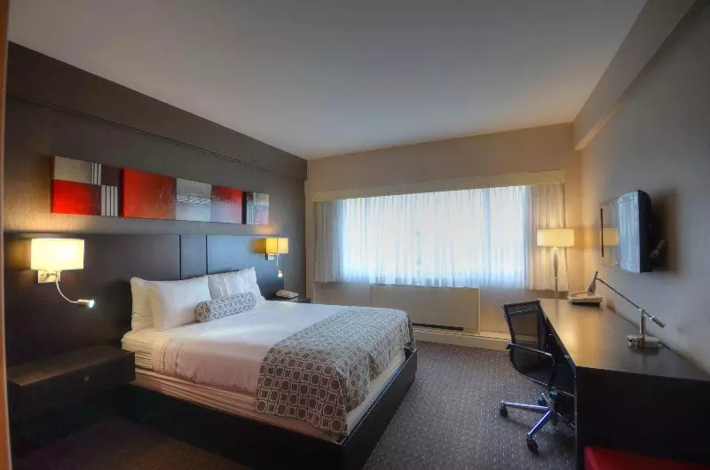 اتاق استاندارد, Armon Plaza Montreal Airpt, Trademark Collection By Wyndham