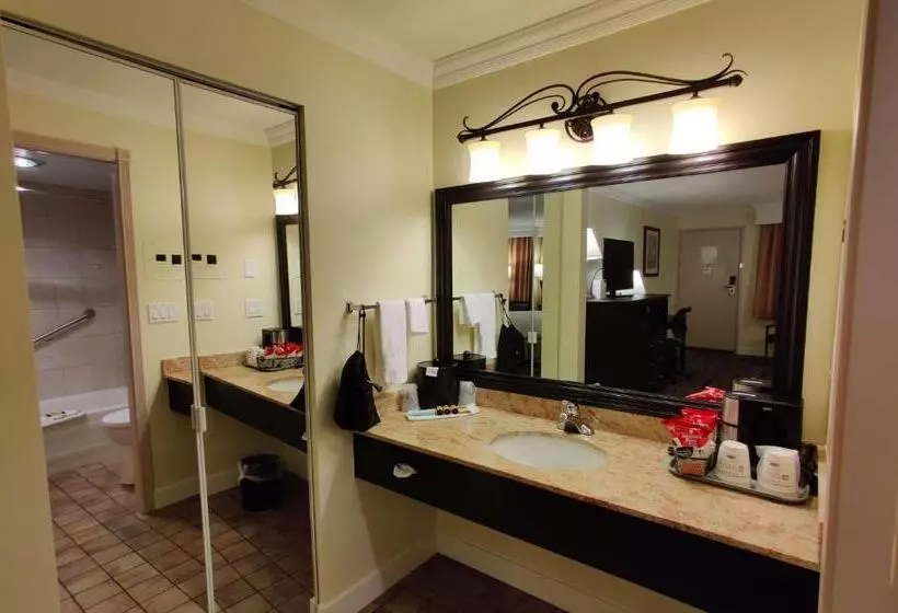 スタンダードルーム, Best Western Plus Burnaby
