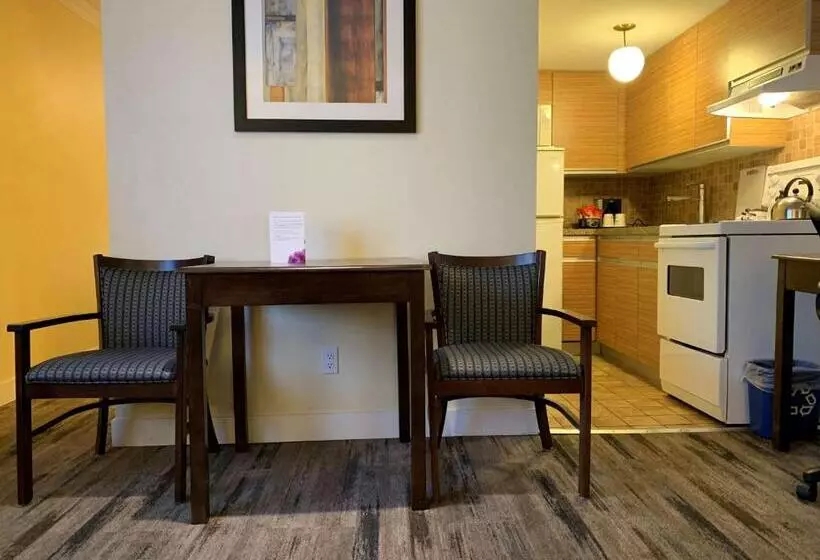 スイート, Best Western Plus Burnaby