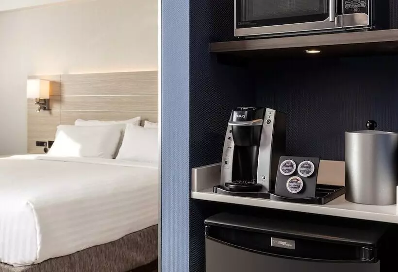 اتاق استاندارد, Holiday Inn Express Quebec City Sainte Foy, An Ihg