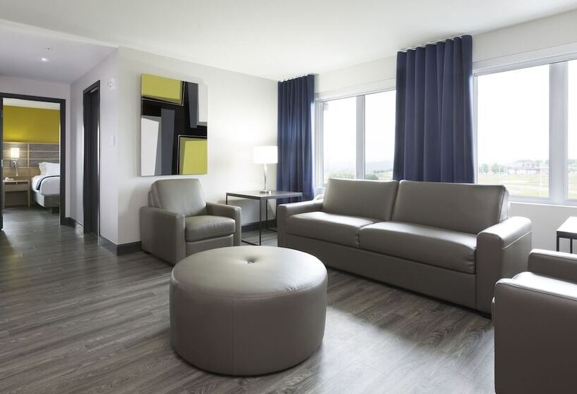 سوییت, Holiday Inn Express Quebec City Sainte Foy, An Ihg