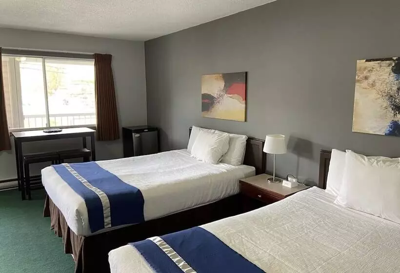 اتاق لوکس, Monashee Lodge