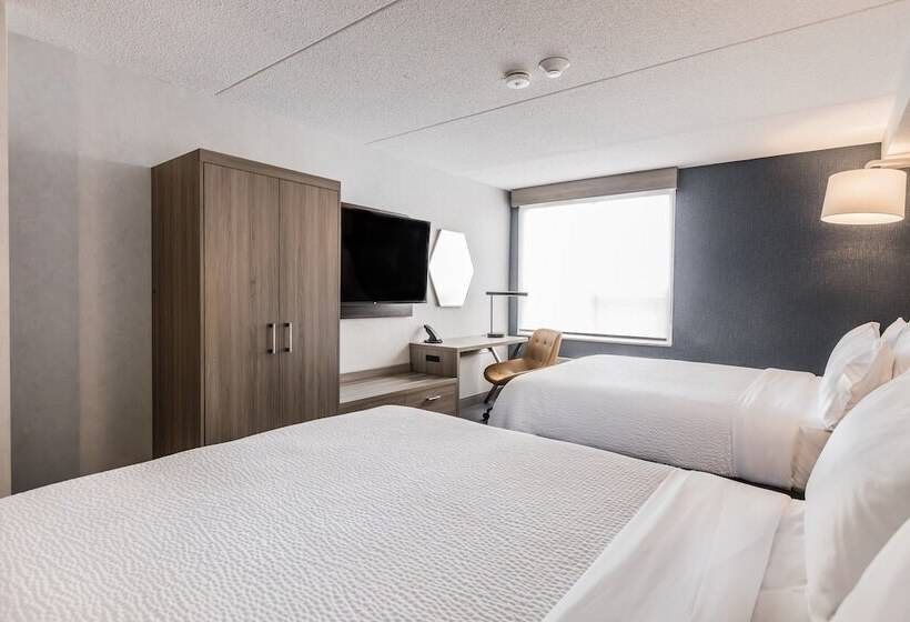 ２ダブルベッドのスタンダードルーム, Holiday Inn Express Toronto North York, An Ihg