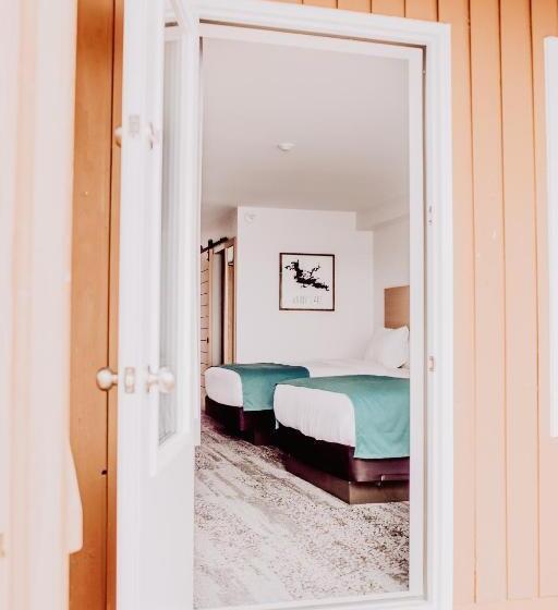 스탠다드 룸 호수 전망, La Place Rendez Vous