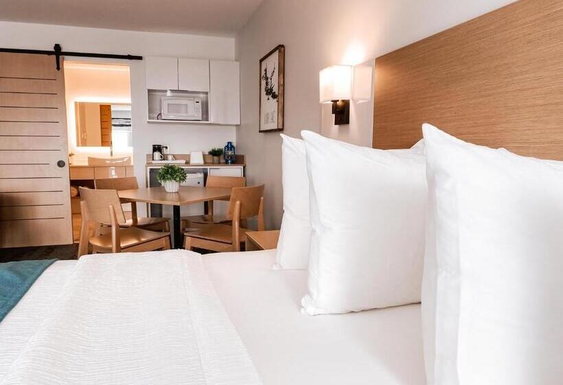 발코니가 있는 스위트, La Place Rendez Vous