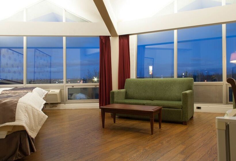 اتاق اجرایی, Moncton