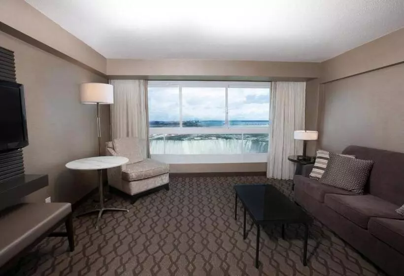 景色の見えるジュニアスイート, Niagara Falls Marriott Fallsview Hotel & Spa