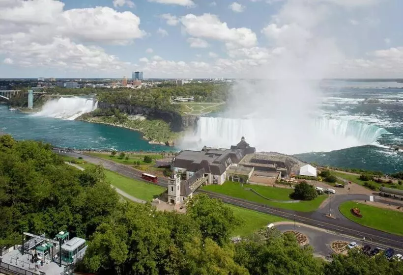 景色の見えるジュニアスイート, Niagara Falls Marriott Fallsview Hotel & Spa