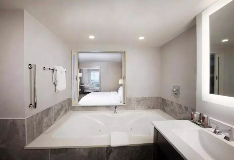 エクゼクティブスイート, Niagara Falls Marriott Fallsview Hotel & Spa