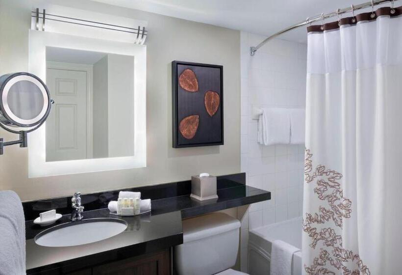 발코니가 있는 스위트, Residence Inn By Marriott Mont Tremblant Manoir Labelle