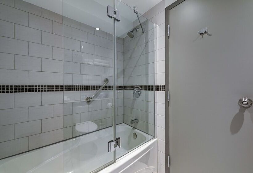 Студия Deluxe, Terrasse Royale