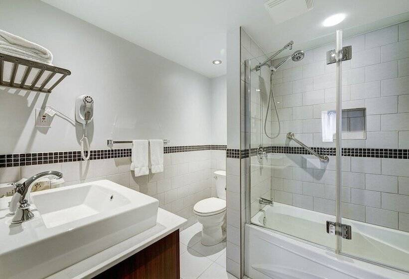 Номер Стандарт, Terrasse Royale