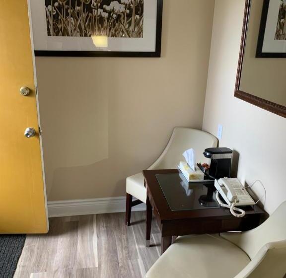 חדר סטנדרט עם מיטת קינג, Rogers Motel