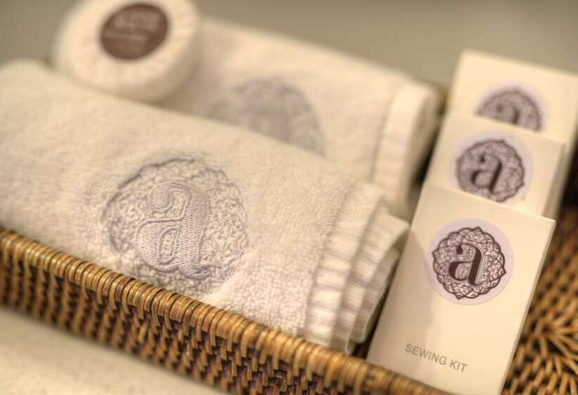 جناح, Alta Las Palomas