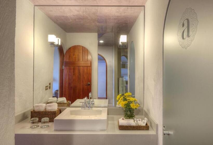 ماستر سويت, Alta Las Palomas