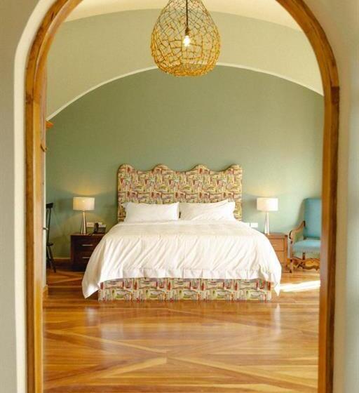 جناح سوبيريور, Alta Las Palomas