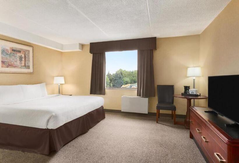 חדר סטנדרט, Days Inn By Wyndham Fallsview