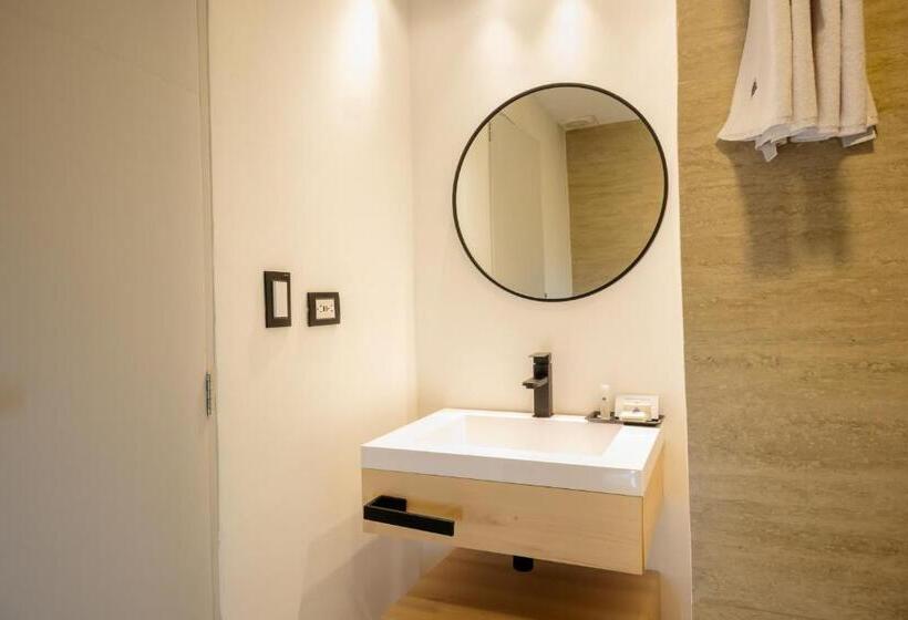 سوئیت جونیور با تخت بزرگ, Faranda Bolivar Cucuta, A Member Of Radisson Individuals