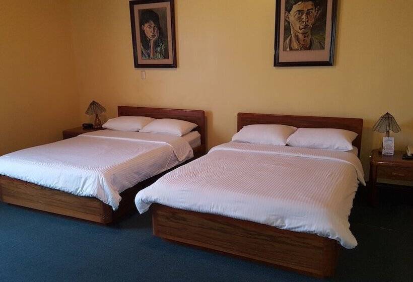 수피리어 룸, Fleur De Lys