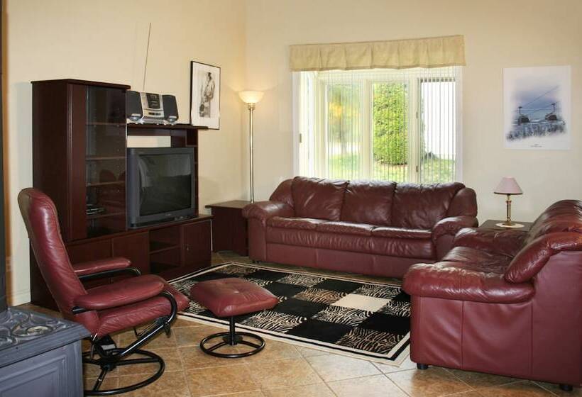 2ベッドルームアパートメント, Hebergement Montsteanne Condos