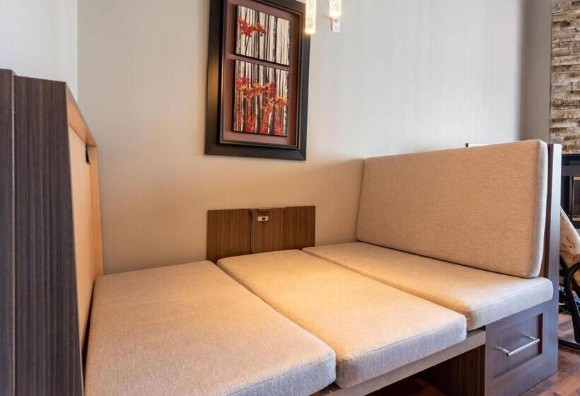 スーペリアファミリールーム, Hebergement Montsteanne Condos