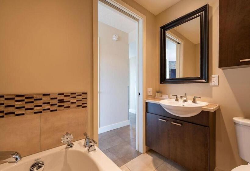 ３ベッドルームアパートメント, Hebergement Montsteanne Condos