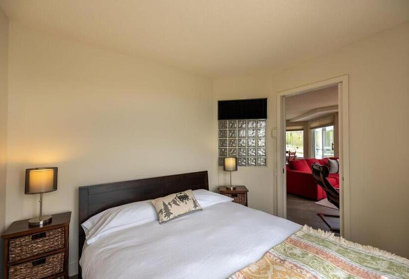 3ベッドルームアパートメント, Hebergement Montsteanne Condos