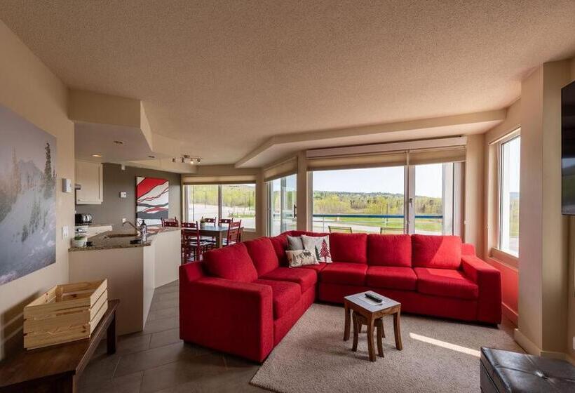 3ベッドルームアパートメント, Hebergement Montsteanne Condos