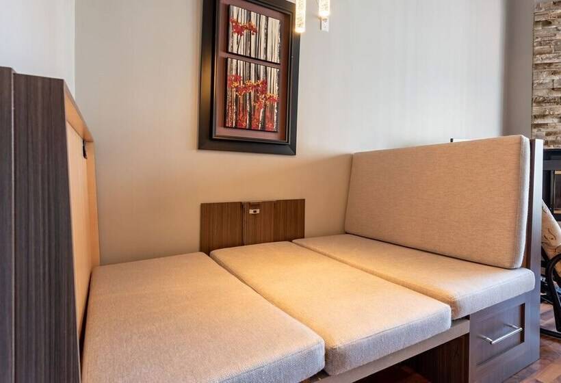 １ベッドルームのスーペリアアパートメント, Hebergement Montsteanne Condos