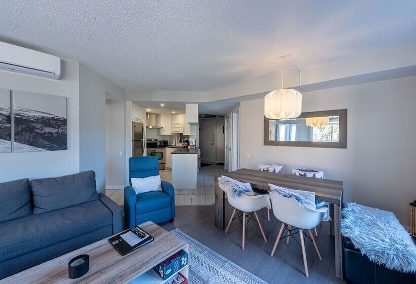 2ベッドルームアパートメント, Hebergement Montsteanne Condos