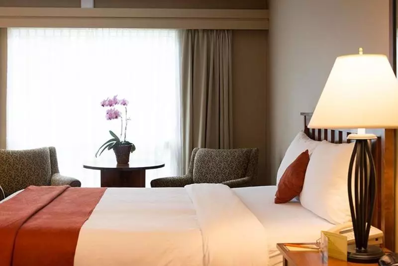 اتاق استاندارد, Tonquin Inn