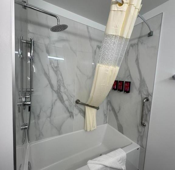 جناح سرير كينج, Surestay Plus By Best Western Brooks